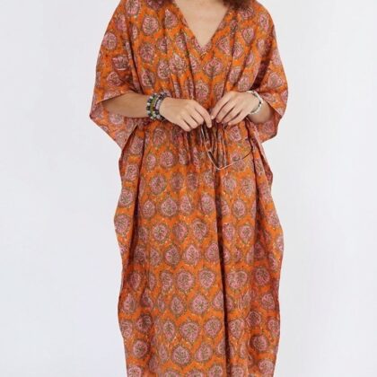 Caftan Benares en coton block print par Bohosoleil