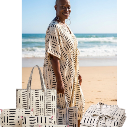 kit voyage avec caftan, trousses de toilette maquillage et sac cabas en coton tendance