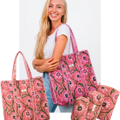 kit weekend londres avec trousses de toilettes maquillage et sac cabas en coton matelassé rouge rose motif fleurs rayures moderne par Bohosoleil