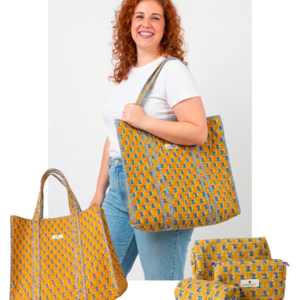 kit weekend sri lanka avec trousses de toilettes maquillage et sac cabas en coton matelassé moutarde fleurs tendance par Bohosoleil