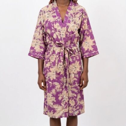Peignoir léger en coton block print par Bohosoleil modèle Singapour violet fleurs